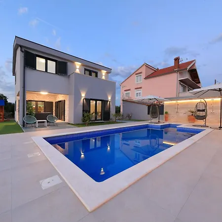 Artemis Holiday home *